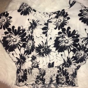Black&White Floral Blouse